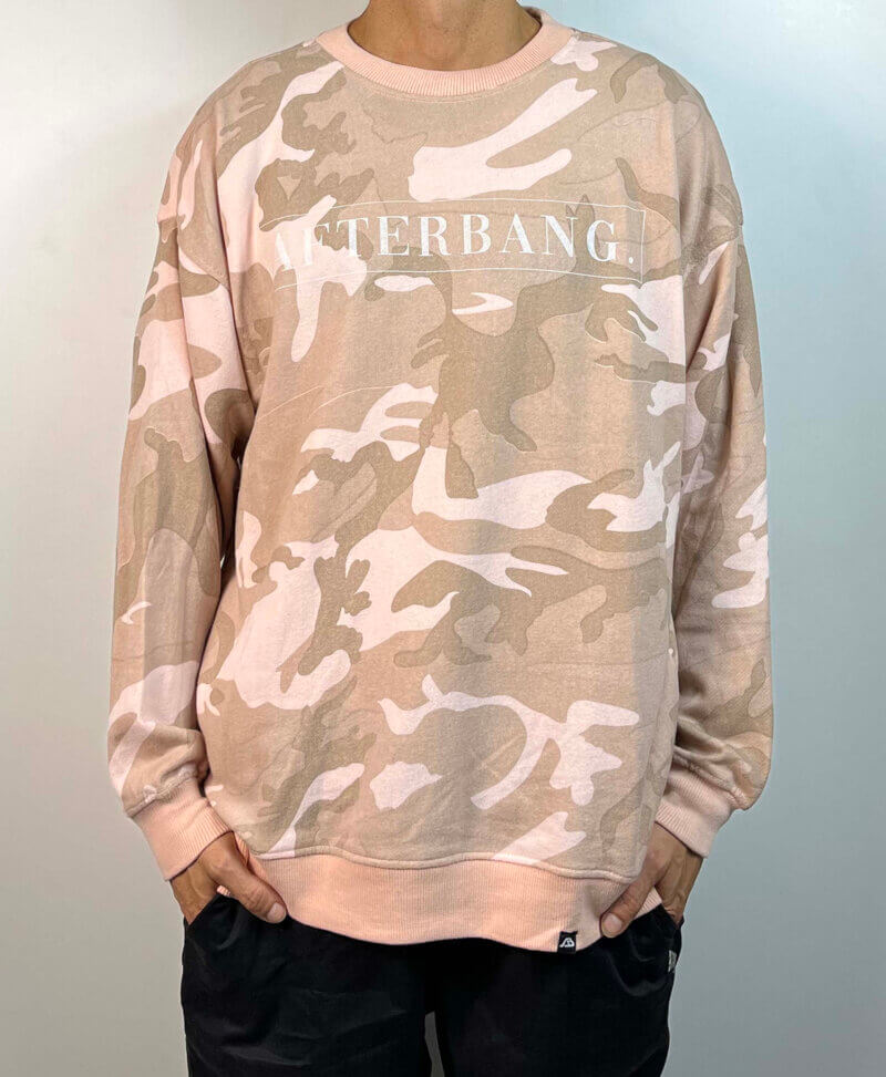 Sudadera sin capucha Afterbang estampado camuflaje rosa